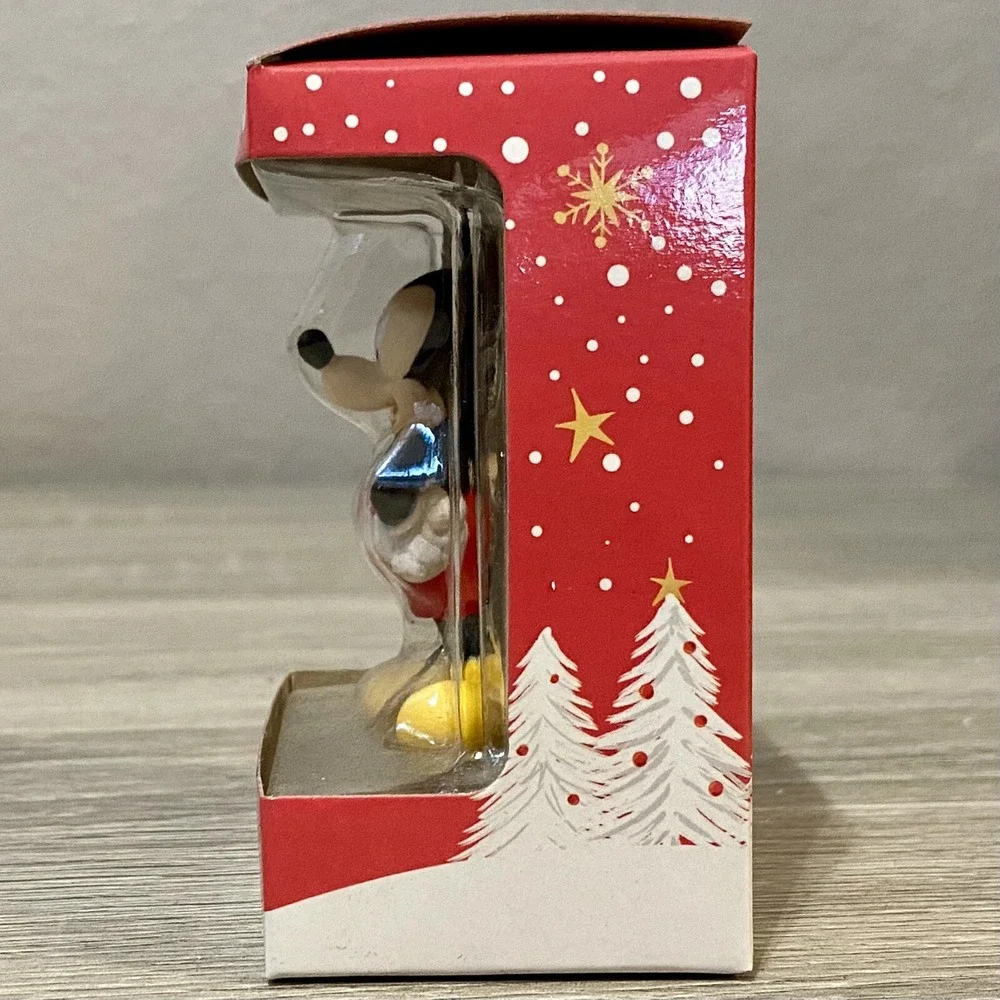 Hallmark Disney Mickey Mouse Christmas Tree Ornament New In Box.